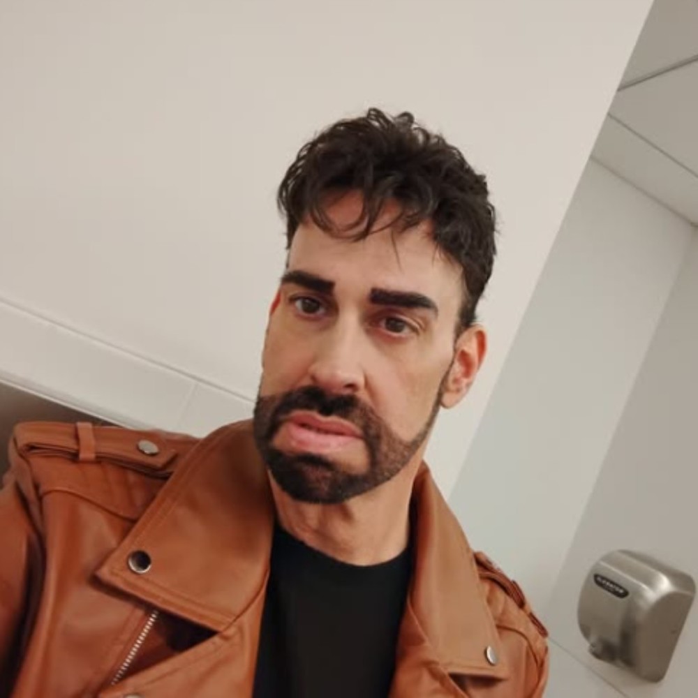 Meet your Posher, Michael